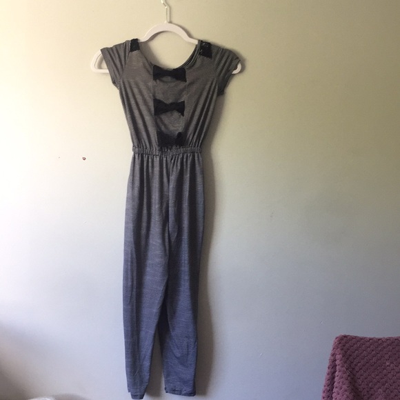 Girls stripped romper - Picture 2 of 2